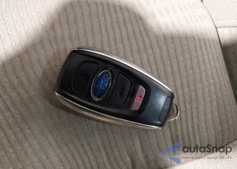 2019 Subaru Ascent Premium из США, поврежденный, VIN 4S4WMAFD7K3428367